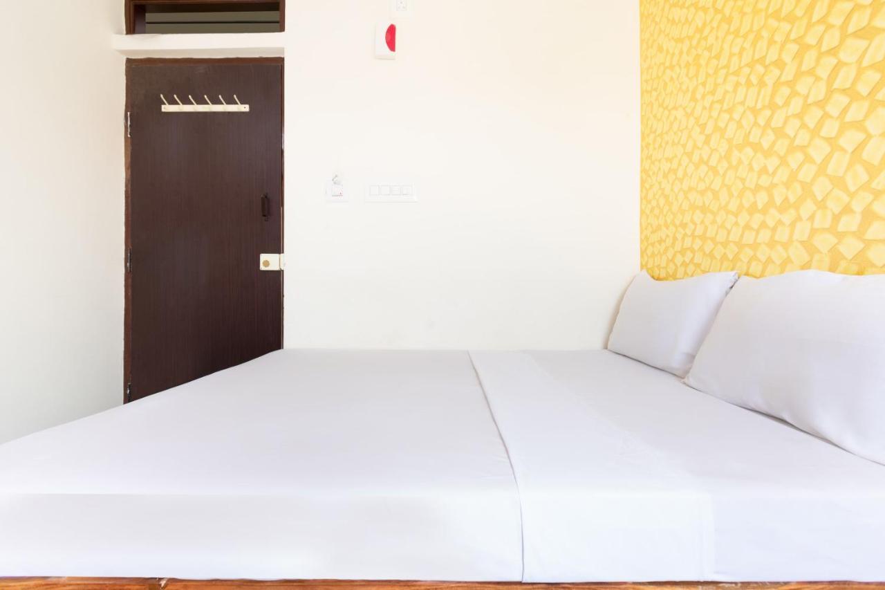 Spot On 45103 Galaxy Grand Hotel Narasimharaja Puram Exterior foto